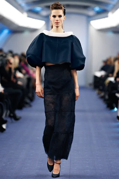 Look 17